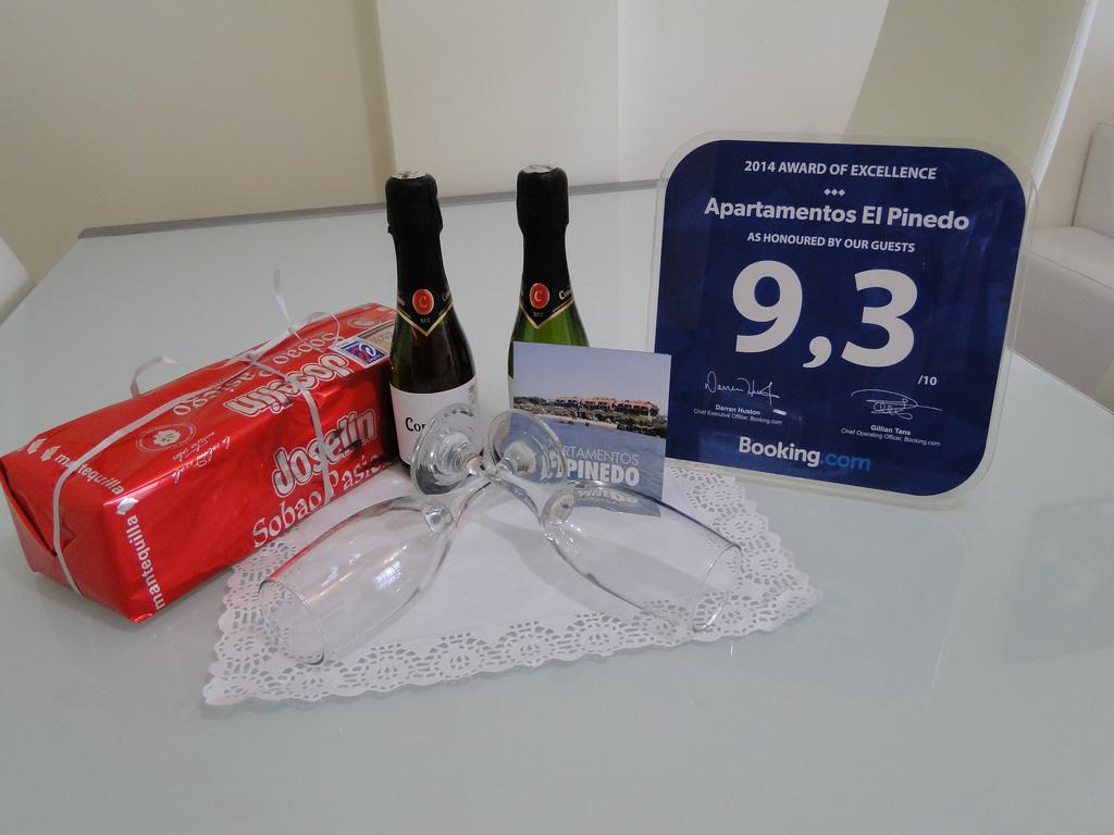 Apartamentos El Pinedo Noja Oda fotoğraf